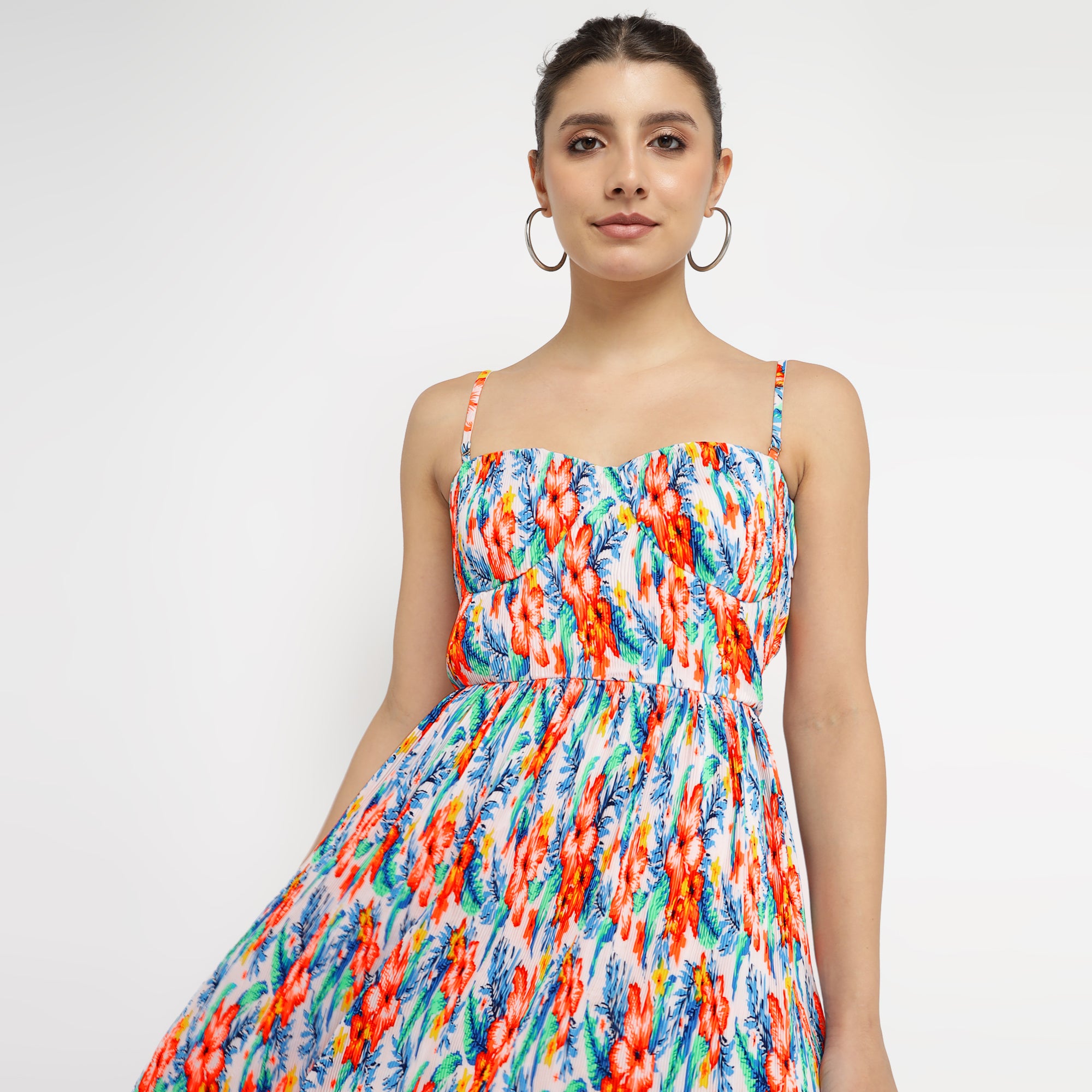 Vibrant Floral Smocked Maxi Dress with Sweetheart Neckline