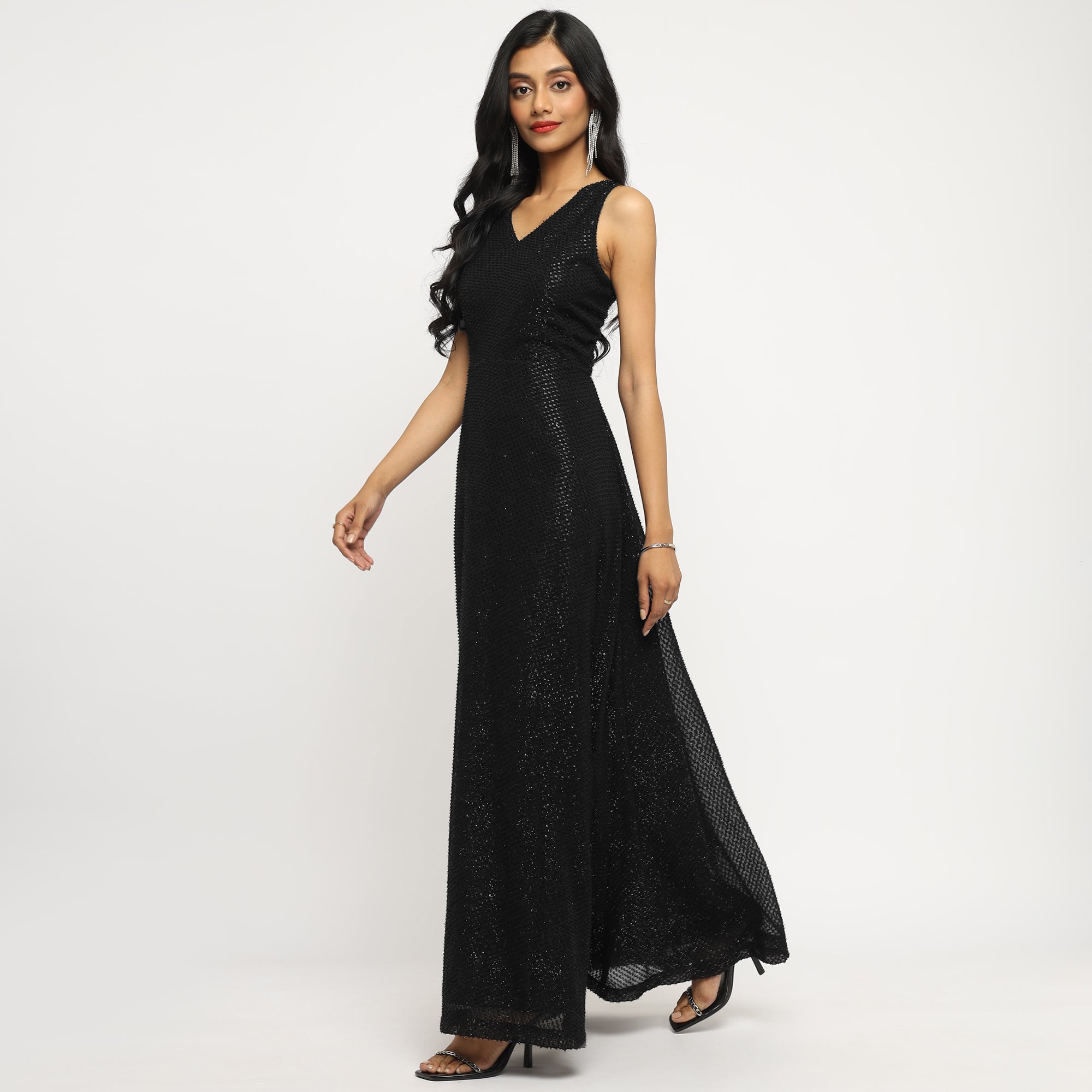 Black Sleeveless Shimmer Gown